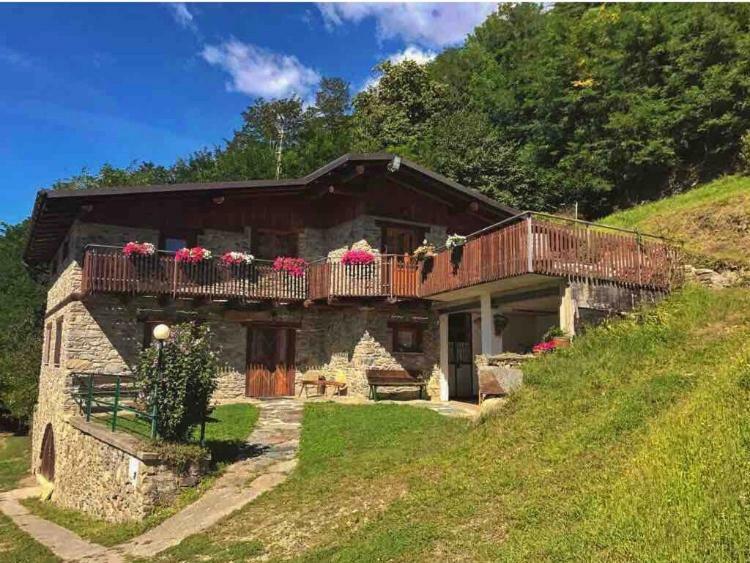 Agriturismo Cavria Castione Andevenno Eksteriør billede