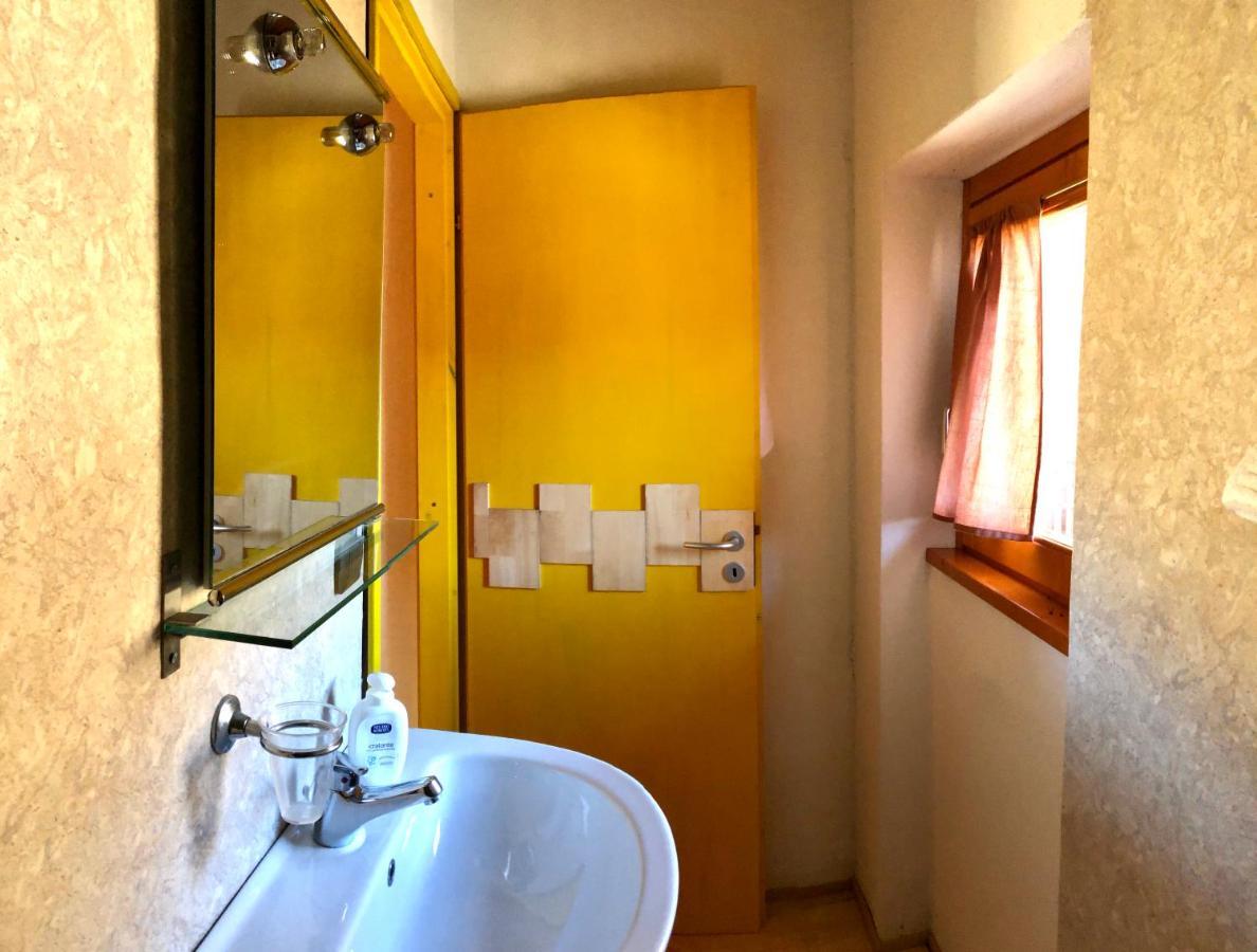 Agriturismo Cavria Castione Andevenno Eksteriør billede